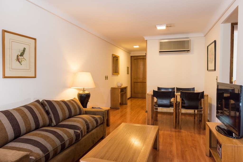 אפרטהוטל Presidente Edificio סנטיאגו שירותים תמונה